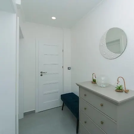 13 Luxury Apartmán *